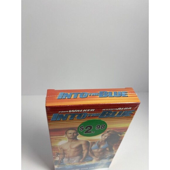 INTO THE BLUE VHS VIDEO MOVIE, PAUL WALKER, JESSICA ALBA, SCOTT CAAN, ASHLEY S. - Picture 2 of 6